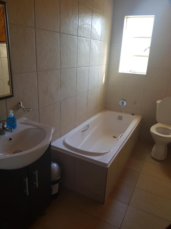 Weeping Willow Midrand Exterior foto